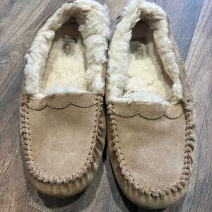 Uggs Slippers
